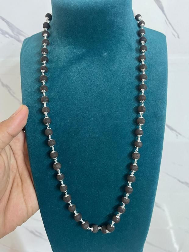 Karungali Necklace For Meditation & Focus With Silver Cap Necklace